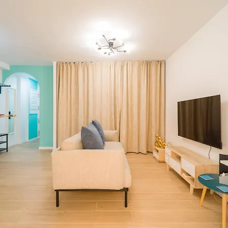 Holiday home Beachfront In Canteras With Pool