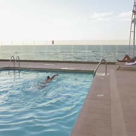 Beachfront In Canteras With Pool Prázdninový dům *
