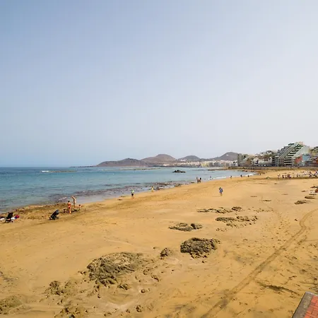 Prázdninový dům Beachfront In Canteras With Pool